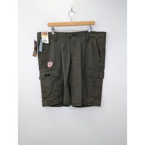 Mens Wrangler Cargo Relaxed Fit Green Shorts Size 40